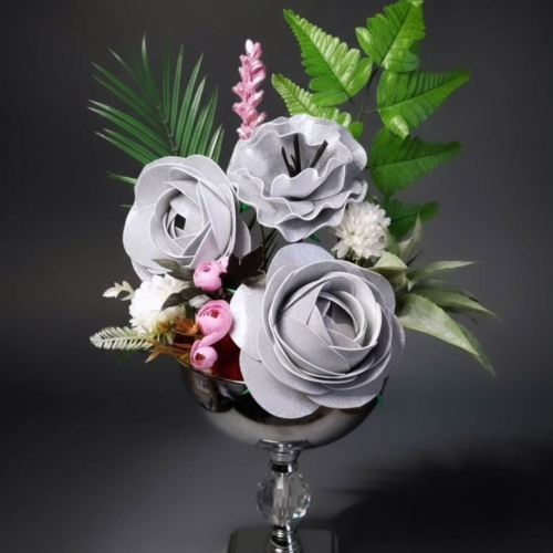 No:51 Gümüş Işıltılı Kadeh Saksıda El Yapımı Özel Tasarım Çiçek Arajmanı