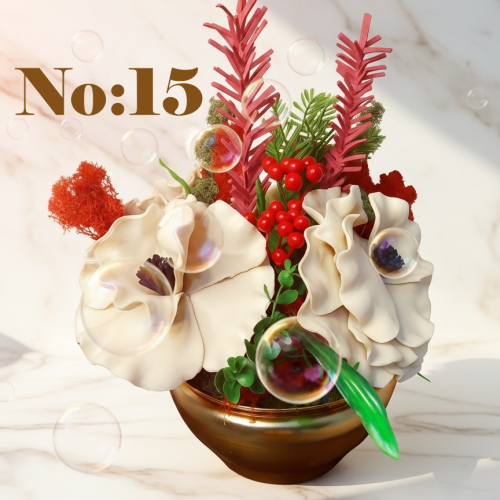 Seluna No:15 – Gold Kasede Krem Çiçekli ve Kırmızı Meyve Detaylı Yapay Aranjman